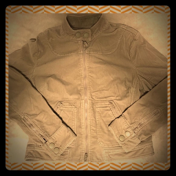 Women’s Jacket - Picture 3 of 5